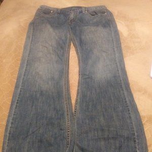 Levi Strauss & Co. 33 x 32 Jeans